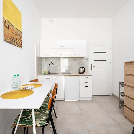 Urban Serenity #11 By Bookinghost Apartament *