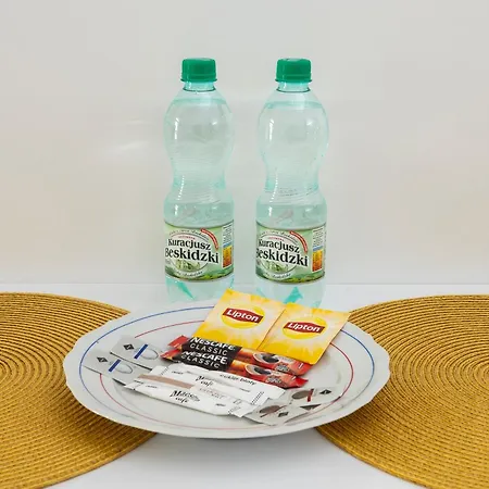 Urban Serenity #11 By Bookinghost 아파트 우치