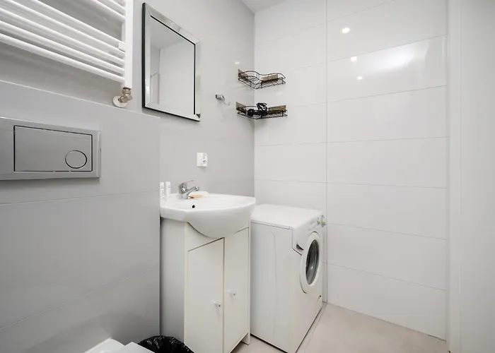 Urban Serenity #11 By Bookinghost