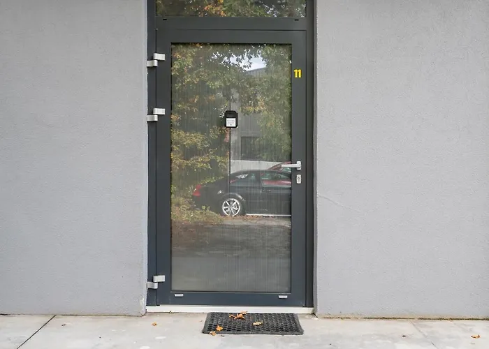 Daire Urban Serenity #11 By Bookinghost